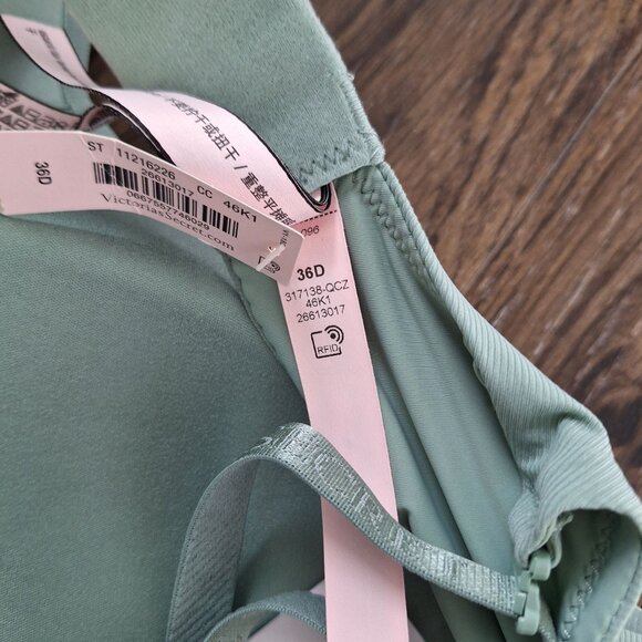 NWT Victoria's Secret T-Shirt Collection Lightly Lined Wireless Bra Size 36D Com - Picture 3 of 7
